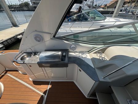 Sea Ray 330 Sundancer image