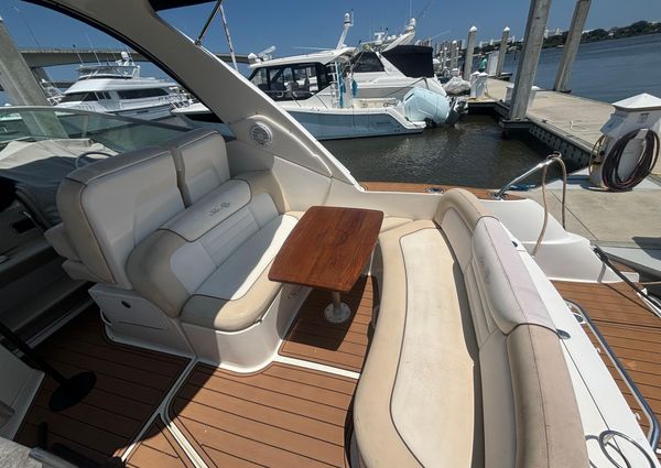 Sea Ray 330 Sundancer image