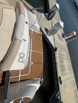 Sea Ray 330 Sundancer image