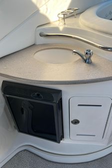 Sea Ray 320 Sundancer image