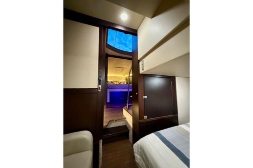 Regal 42 Grande Coupe image