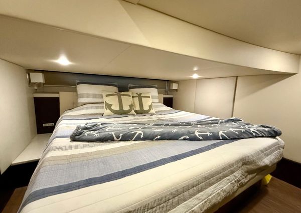 Regal 42 Grande Coupe image