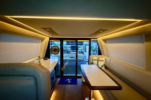 Regal 42 Grande Coupe image