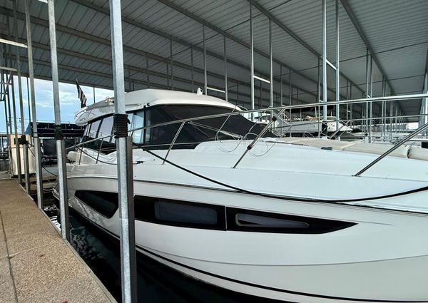 Regal 42 Grande Coupe image