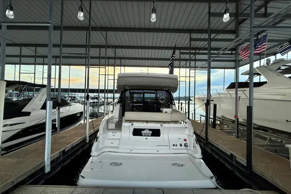 Regal 42 Grande Coupe image