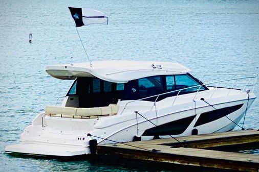 Regal 42 Grande Coupe image