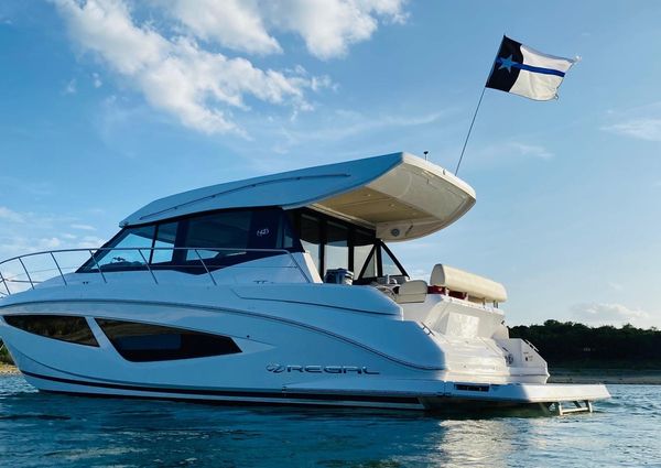 Regal 42 Grande Coupe image