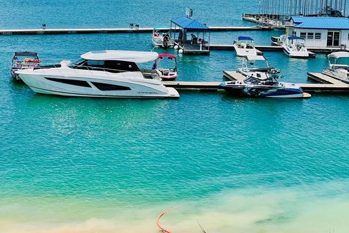 Regal 42 Grande Coupe image