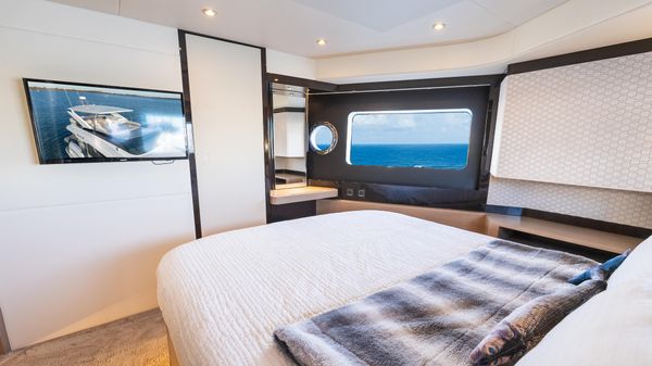 Absolute 48 Navetta image