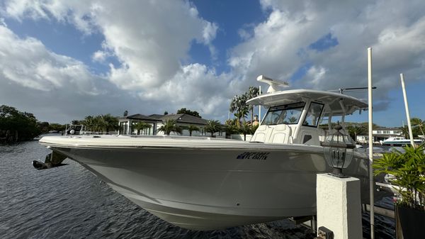 Sea Fox 368 Commander