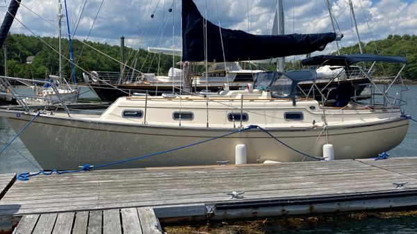 Island Packet 29 K/CB Sloop