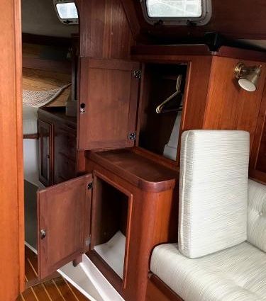 Freedom 38 image