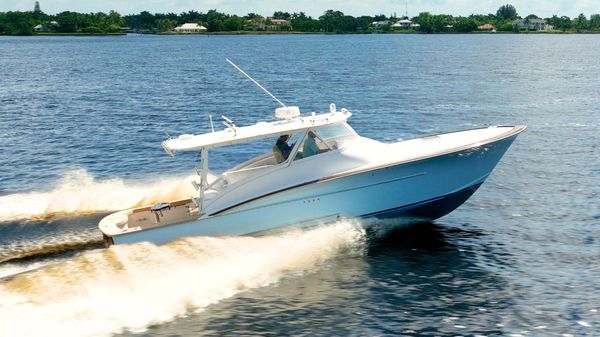 Winter Custom Yachts 38 Express