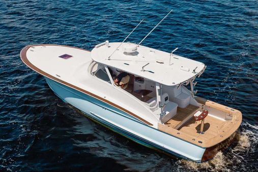 Winter Custom Yachts 38 Express image