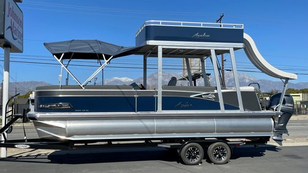 Avalon 2585 Catalina Funship
