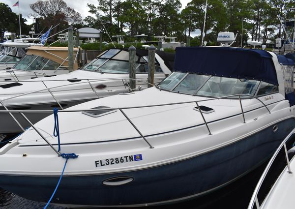 Rinker 312 Fiesta Vee image