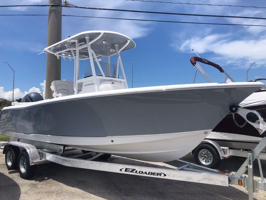Sea Hunt 234 - main image