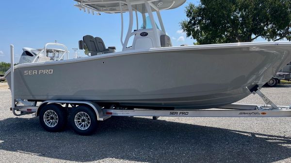 Sea Pro 239 Deep V CC 