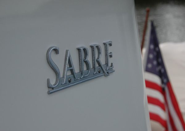 Sabre 42 Salon Express image