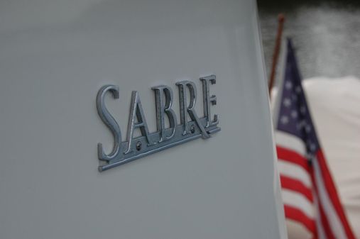 Sabre 42 Salon Express image