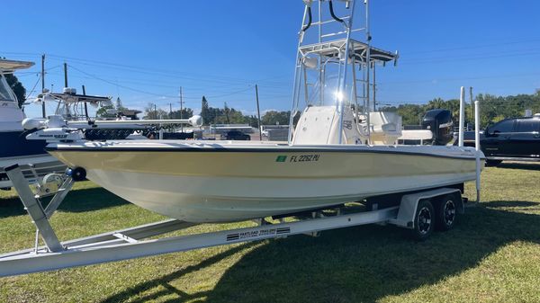 Triton LTS 240