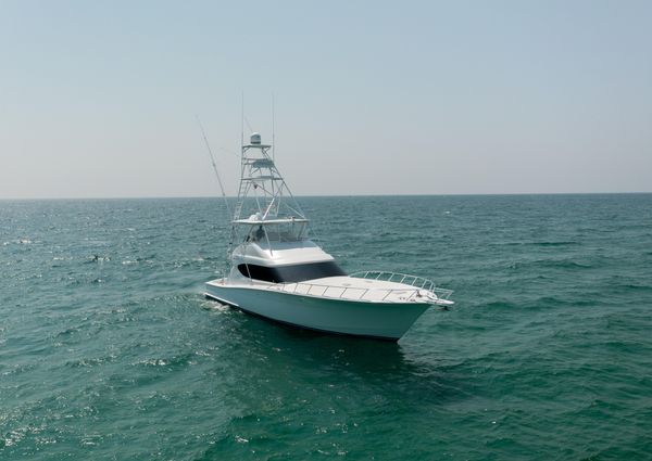 Hatteras 60 Convertible image