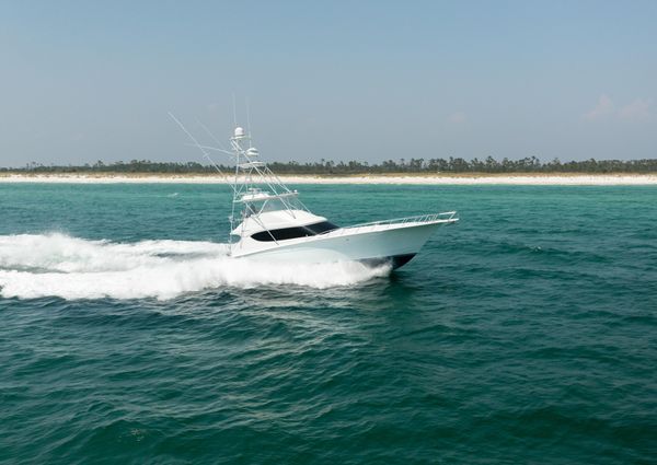 Hatteras 60 Convertible image