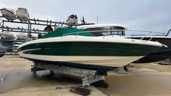 Sea Ray 230 Overnighter 