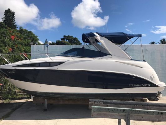 Bayliner 285 With Air and Gen - main image