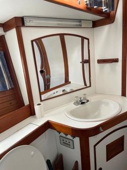 Lyman-morse HOOD-55-STOWAY-KETCH image
