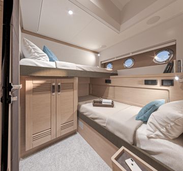 Beneteau Swift Trawler 54 image