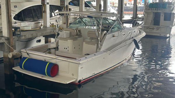 Wellcraft 330 Coastal 