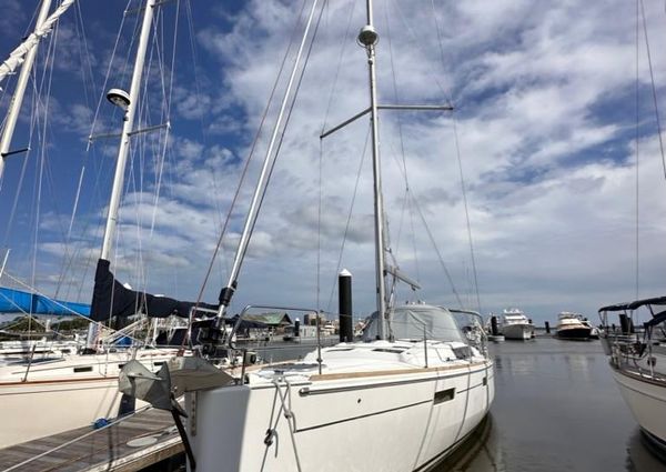 Beneteau Oceanis 45 image