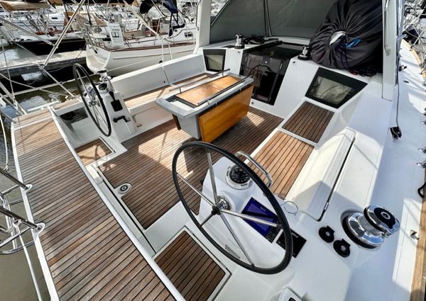 Beneteau Oceanis 45 image