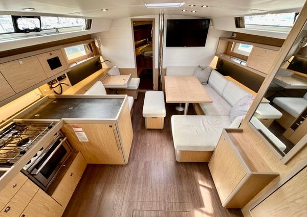 Beneteau Oceanis 45 image