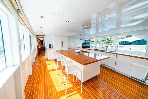 Nordlund Raised Pilothouse image