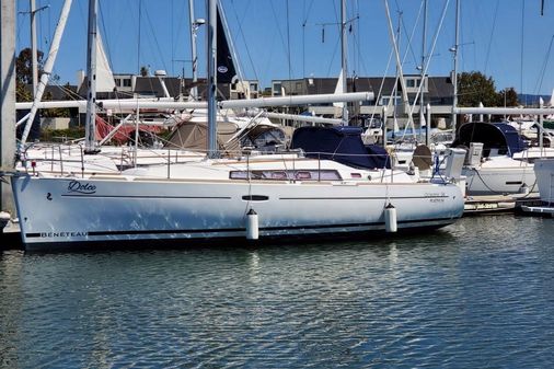 Beneteau Oceanis 34 image