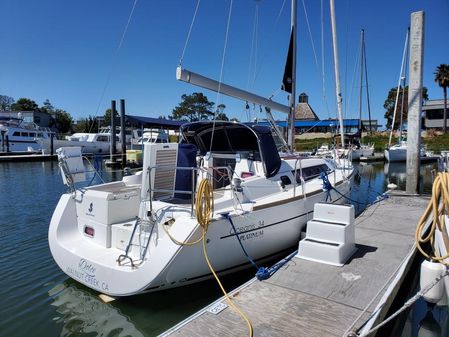 Beneteau Oceanis 34 image