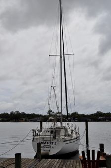 Hunter 30 image