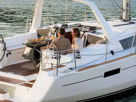 Beneteau Oceanis 48 image