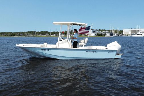 Boston Whaler 210 Montauk image