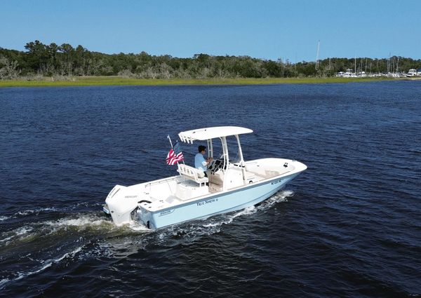 Boston Whaler 210 Montauk image