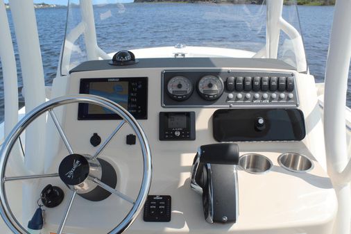 Boston Whaler 210 Montauk image