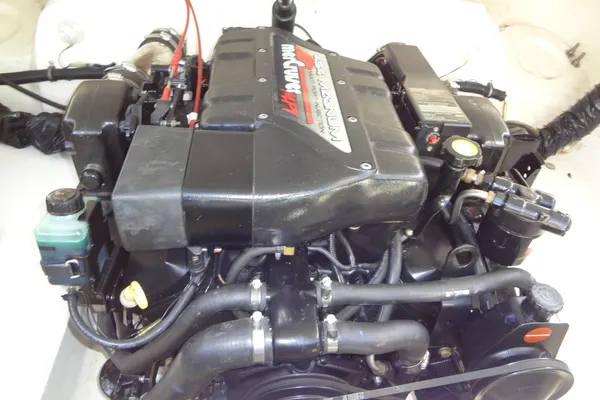 Wellcraft 26-SCARAB image