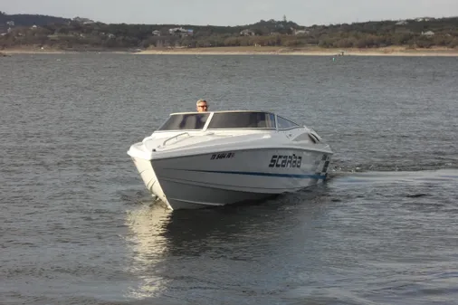 Wellcraft 26 Scarab image