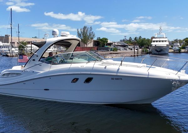 Sea Ray 330 Sundancer image