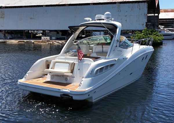 Sea Ray 330 Sundancer image