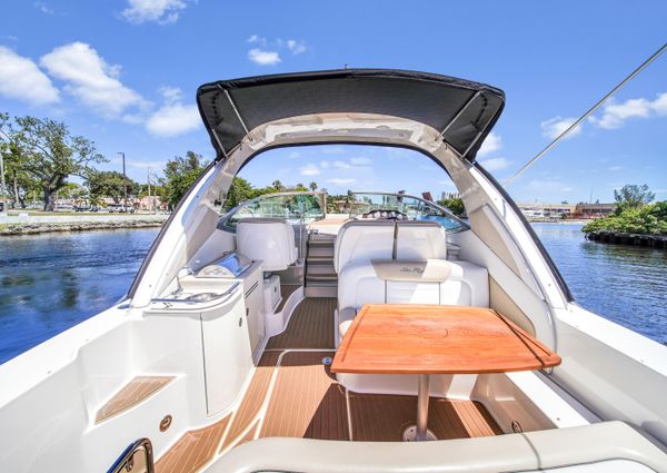 Sea Ray 330 Sundancer image