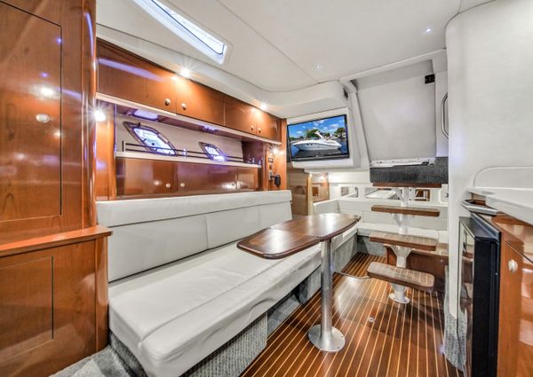 Sea Ray 330 Sundancer image