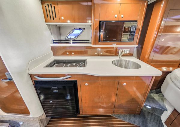 Sea Ray 330 Sundancer image